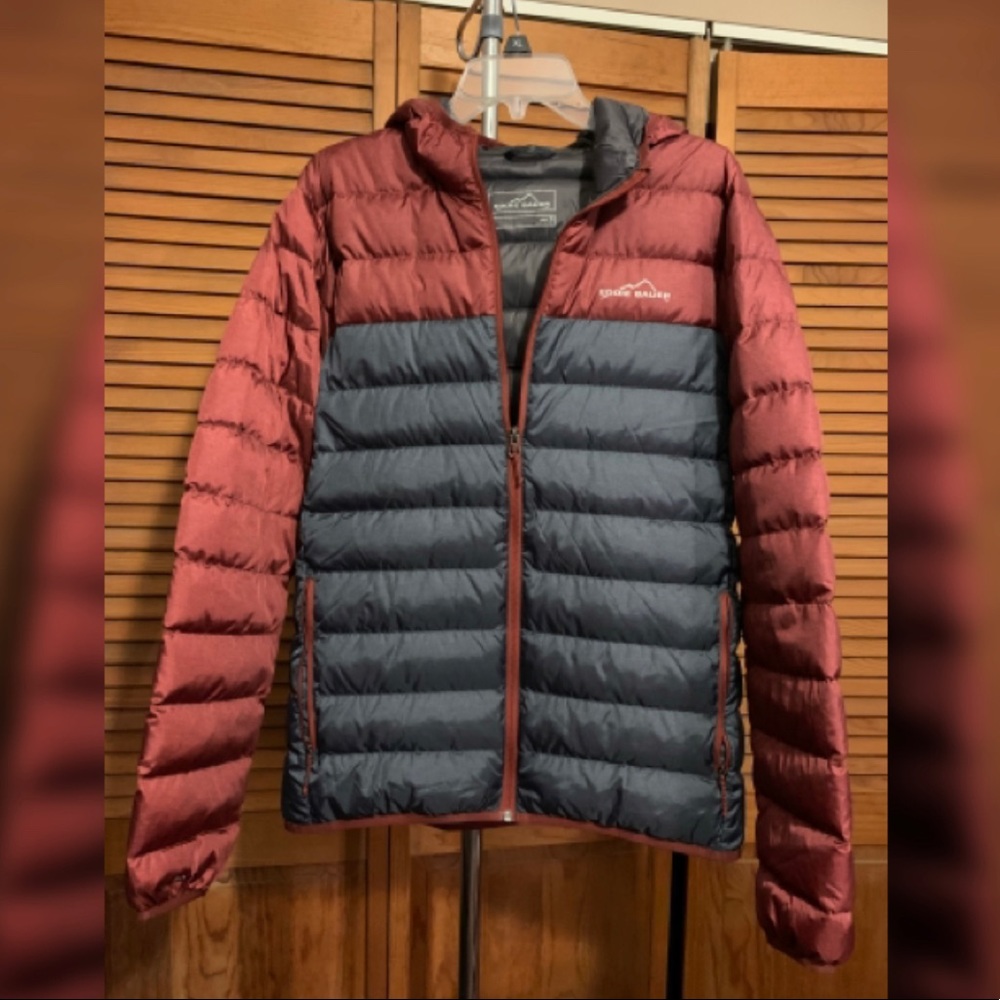 Men’s Eddie Bauer Cirrus lite down jacket